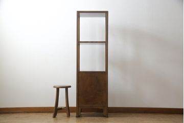 中古　タモ材　国産　職人手造り　工芸家具　アジアンテイストや和モダンのお部屋におすすめの朝鮮型飾り棚(収納棚、ディスプレイ棚)(R-061429)