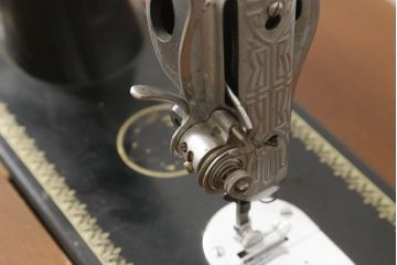 ジャンク品　和製アンティーク　激レア　キャメル(CAMEL)　ディスプレイとしてもおすすめの足踏みミシン(ミシンテーブル、ミシン台、工業用ミシン、サイドテーブル)(R-061434)