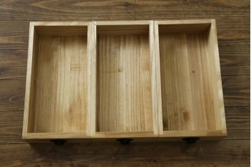 中古　美品　岩谷堂箪笥　波打つ様な杢目と重厚感ある金具が趣ある和箪笥　(R-061443)