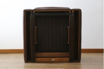 中古　デセデ(de Sede)　DS-13　ブラウン色　本革　シンプルモダンなフォルムが格好良い1人掛けレザーソファ(アームチェア、一人掛けソファ)(定価約60万円)(R-061444)