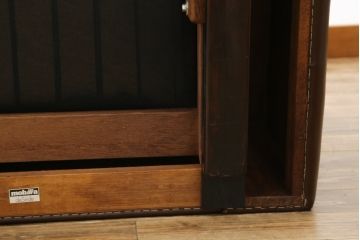 中古　デセデ(de Sede)　DS-13　ブラウン色　本革　シンプルモダンなフォルムが格好良い1人掛けレザーソファ(アームチェア、一人掛けソファ)(定価約60万円)(R-061444)