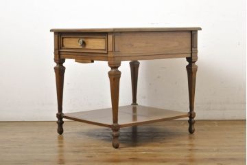 中古　DREXEL HERITAGE JAPAN(ドレクセルヘリテイジジャパン)　594-324　クラシカルなデザインが美しいエンドテーブル(ナイトテーブル、サイドテーブル、サイドチェスト)(R-061449)