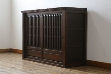 中古　民芸家具　展示未使用品　タモ材　上質な和の空間づくりに取り入れたいシックな水屋箪笥サイドボード(収納棚、戸棚、食器棚、キャビネット)(R-061455)