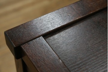新古　未使用展示品　タモ材　上質な和の空間づくりに取り入れたいシックな水屋箪笥サイドボード　(R-061456)