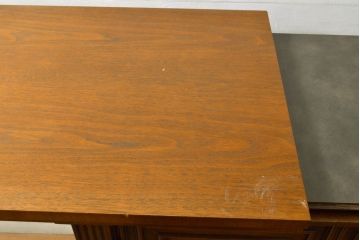 中古　美品　DREXEL HERITAGE(ドレクセルヘリテイジ)　FRANCESCA(フランチェスカ)シリーズ　拡張式の天板が付いたサイドボード(サーバー、カウンター、収納棚)(R-061457)