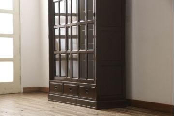 中古　民芸家具　高級品　鉄刀木(タガヤサン)　大人のシックなお部屋づくりにおすすめの本箱(本棚、書棚、ブックケース、戸棚、収納棚、飾り棚、キャビネット)(R-061460)