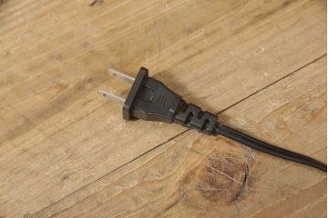 中古　民芸家具　高級品　鉄刀木(タガヤサン)　大人のシックなお部屋づくりにおすすめの本箱(本棚、書棚、ブックケース、戸棚、収納棚、飾り棚、キャビネット)(R-061460)