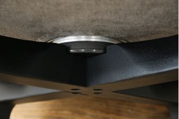 中古　超美品　イタリア　ミノッティ(Minotti)　シンプルモダンなデザインが美しい回転式ダイニングチェア(定価35万円)(回転イス、椅子)(R-061467)