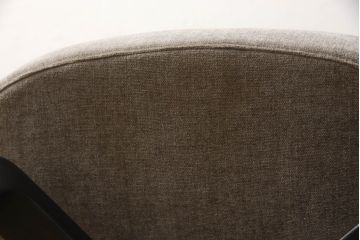 中古　超美品　イタリア　ミノッティ(Minotti)　シンプルモダンなデザインが美しい回転式ダイニングチェア(定価35万円)(回転イス、椅子)(R-061469)