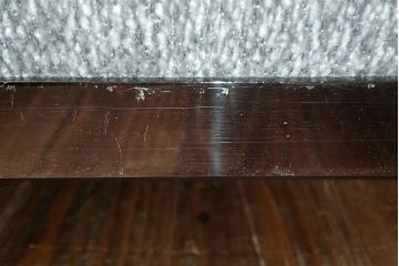 中古　イタリア　ミノッティ(Minotti)　シンプルながら洗練された佇まいの3人掛けソファ(3人掛け、3P)(定価約300万円)(R-061470)