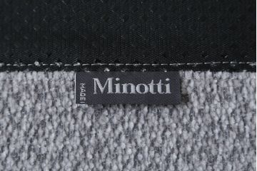 中古　イタリア　ミノッティ(Minotti)　シンプルながら洗練された佇まいのオットマン(フットスツール、1Pソファ、椅子)(R-061473)