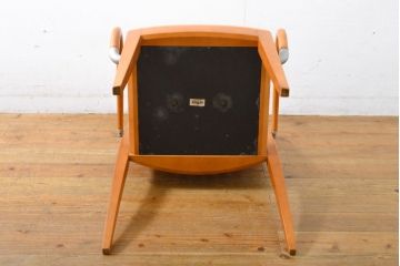 中古　美品　arflex(アルフレックス)　LUCA(ルカ)　滑らかに曲線を描く肘掛けと籠編みのような背もたれがアクセントのアームチェア(ダイニングチェア、イス、椅子)(定価約12万円)(R-061480)