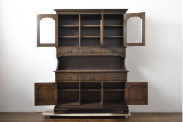 中古　横浜クラシック家具　ノックオンウッド(knockonwood)　Hand Made　上品なデザインが美しいカップボード(食器棚、飾り棚、戸棚、収納棚、キャビネット)(R-061496)