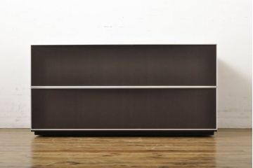 中古　イタリア家具　arflex(アルフレックス)　COMPOSER(コンポーザー)　シンプルなデザインでお部屋に馴染みやすいローチェスト(引き出し、サイドチェスト、サイドボード、ローボード)(R-061497)