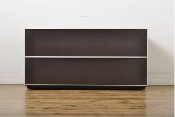 中古　イタリア家具　arflex(アルフレックス)　COMPOSER(コンポーザー)　シンプルなデザインでお部屋に馴染みやすいローチェスト(引き出し、サイドチェスト、サイドボード、ローボード)(R-061498)