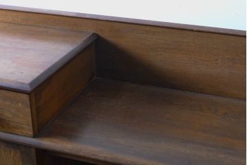 和製アンティーク　モダンデザイン　ナラ材　日本のアンティークでは珍しいデザインのサイドボード(本棚、ブックケース、本箱、書棚、戸棚、収納棚)(R-061505)