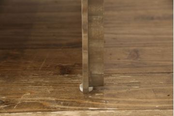 希少!　ビンテージ　モビリア(mobilia)　ローズウッド　洗練された佇まいが目を引くニーホールデスク(両袖机、ワークデスク、在宅用、机、在宅ワーク用、ヴィンテージ)(R-061507)