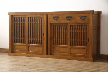 中古　民芸家具　超美品　展示品　ニレ材　品のある佇まいが美しい三尺水屋箪笥(収納棚、戸棚、食器棚、重ね戸棚、キャビネット)(R-061509)