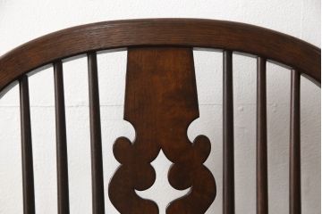 中古　美品　松本民芸家具　透かし彫りや挽き物加工など、細部まで凝ったつくりのW型ロッキングチェア(板座チェア、アームチェア)(R-061512)