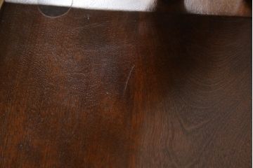 中古　美品　松本民芸家具　透かし彫りや挽き物加工など、細部まで凝ったつくりのW型ロッキングチェア(板座チェア、アームチェア)(R-061512)