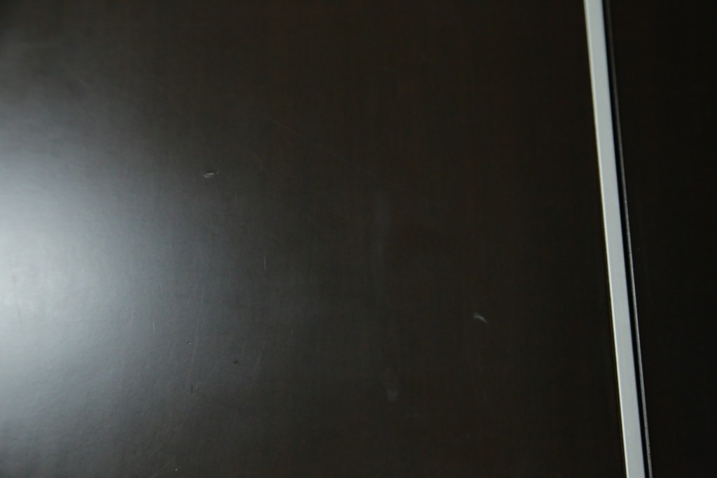 中古　美品　イタリア家具　arflex(アルフレックス)　COMPOSER(コンポーザー)　シンプルなデザインがお部屋に馴染みやすい!!フラップダウン扉収納付きチェスト　(R-061520)