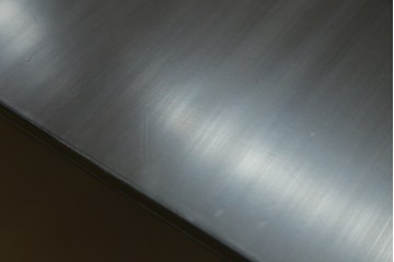 中古　美品　イタリア家具　arflex(アルフレックス)　COMPOSER(コンポーザー)　シンプルなデザインがお部屋に馴染みやすい!!フラップダウン扉収納付きチェスト　(R-061520)