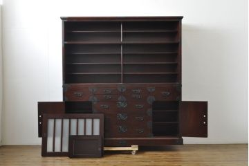 中古　筑後民芸　上質な和の雰囲気を高める茶箪笥(茶棚、戸棚、収納棚、食器棚、整理箪笥、収納箪笥、チェスト、キャビネット、引き出し、和箪笥、和たんす、和タンス)(R-061523)