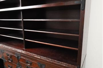 中古　筑後民芸　上質な和の雰囲気を高める茶箪笥(茶棚、戸棚、収納棚、食器棚、整理箪笥、収納箪笥、チェスト、キャビネット、引き出し、和箪笥、和たんす、和タンス)(R-061523)