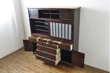 中古　筑後民芸　上質な和の雰囲気を高める茶箪笥(茶棚、戸棚、収納棚、食器棚、整理箪笥、収納箪笥、チェスト、キャビネット、引き出し、和箪笥、和たんす、和タンス)(R-061523)