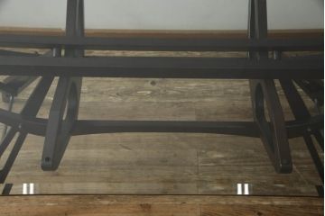 希少!　中古　美品　イタリア　ザノッタ(zanotta)　カルロ・モリーノ(Carlo Mollino)　レアレ(Reale)　芸術的な脚部が美しいダイニングテーブル(4人掛け、6人掛け)(定価約66万円)(R-061526)