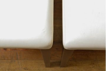 中古　美品　イタリア家具　Poltrona Frau(ポルトローナフラウ)　SEDIA LIZ(セディアリッツ)　スタイリッシュな空間を演出するダイニングチェア2脚セット(椅子、イス、チェア)(定価2脚で約29万円バラ売り可能、)(R-061529)