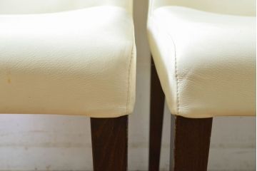 中古　美品　イタリア家具　Poltrona Frau(ポルトローナフラウ)　SEDIA LIZ(セディアリッツ)　スタイリッシュな空間を演出するダイニングチェア2脚セット(椅子、イス、チェア)(定価2脚で約29万円バラ売り可能、)(R-061529)
