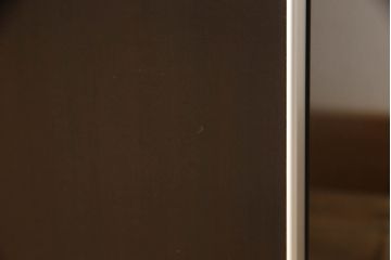 中古　イタリア家具　arflex(アルフレックス)　COMPOSER(コンポーザー)　シンプルなデザインでお部屋に馴染みやすいキャビネット(サイドボード、サイドキャビネット、収納棚、戸棚)(R-061532)