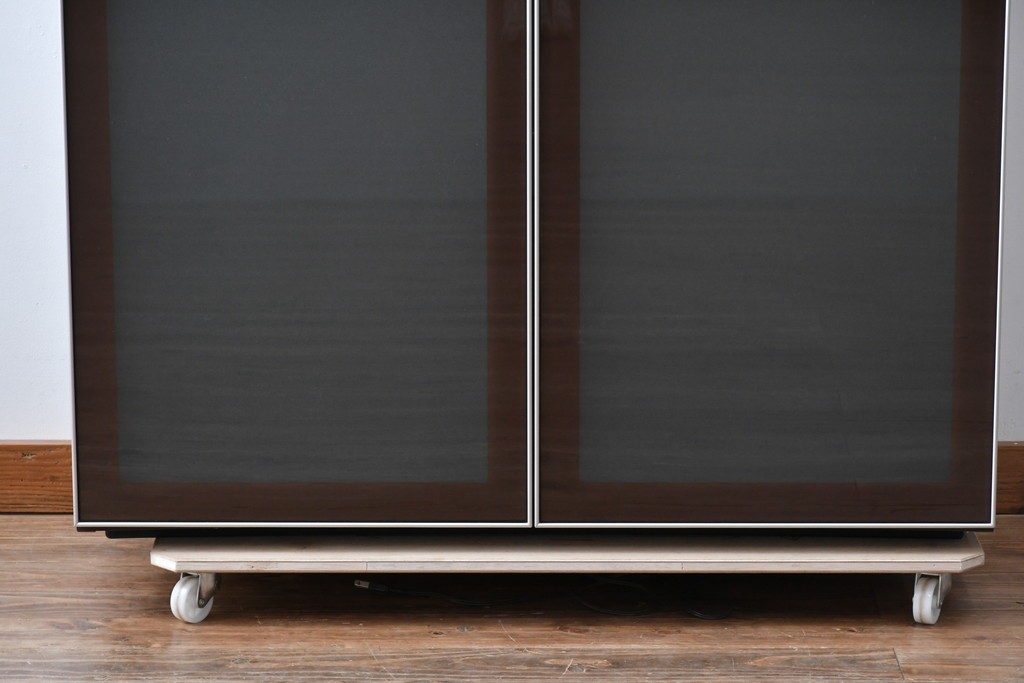 中古　イタリア　arflex(アルフレックス)　COMPOSER(コンポーザー)　希少な絶版品!　洗練された空間を演出するキャビネット　(R-061534)