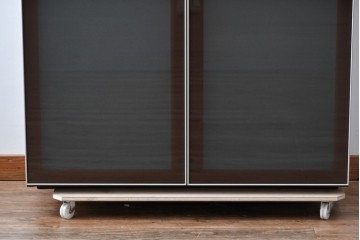 中古　イタリア　arflex(アルフレックス)　COMPOSER(コンポーザー)　希少な絶版品!　洗練された空間を演出するキャビネット　(R-061534)