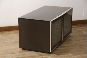 中古　イタリア　arflex(アルフレックス)　COMPOSER(コンポーザー)　希少な絶版品!　洗練された空間を演出するテレビ台(収納棚、戸棚、ローボード、テレビボード、リビングボード、キャビネット)(R-061536)
