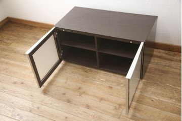 中古　イタリア　arflex(アルフレックス)　COMPOSER(コンポーザー)　希少な絶版品!　洗練された空間を演出するテレビ台(収納棚、戸棚、ローボード、テレビボード、リビングボード、キャビネット)(R-061536)