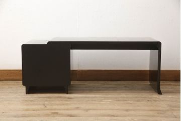 中古　美品　輪島塗り　繊細な色づかいが美しい蒔絵入りの文机(座机、ローテーブル、センターテーブル)(定価約60万円)(R-061543)