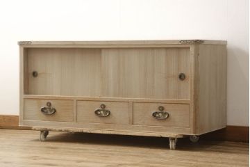 中古　和の趣あふれる空間づくりに活躍する加茂総桐箪笥テレビ台(胴丸、桐たんす、テレビボード、ローボード、リビングボード)(R-061545)