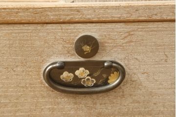 中古　和の趣あふれる空間づくりに活躍する加茂総桐箪笥テレビ台(胴丸、桐たんす、テレビボード、ローボード、リビングボード)(R-061545)