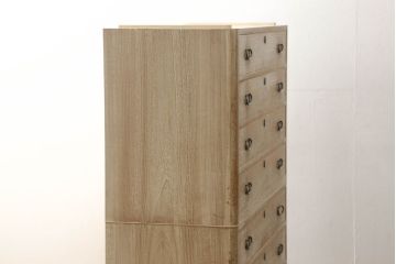中古　シンプルなチェストに生まれ変わる加茂総桐箪笥(胴丸、桐たんす、衣装箪笥、引き出し、和タンス、バラ売り可能)(R-061546)