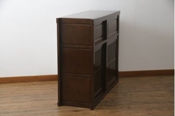 中古　鉄刀木(タガヤサン)　和モダンな雰囲気を醸し出す水屋箪笥サイドボード(キャビネット、食器棚、戸棚、収納棚)(R-061548)