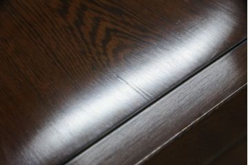 中古　鉄刀木(タガヤサン)　和モダンな雰囲気を醸し出す水屋箪笥サイドボード(キャビネット、食器棚、戸棚、収納棚)(R-061548)