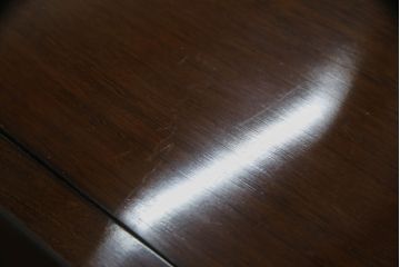 中古　鉄刀木(タガヤサン)　和モダンな雰囲気を醸し出す水屋箪笥サイドボード(キャビネット、食器棚、戸棚、収納棚)(R-061548)