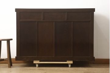 中古　鉄刀木(タガヤサン)　和モダンな雰囲気を醸し出す水屋箪笥サイドボード(キャビネット、食器棚、戸棚、収納棚)(R-061549)