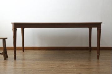 中古　DREXEL HERITAGE(ドレクセルヘリテイジ)　Triune(トライユン)　洗練された佇まいが美しいダイニングテーブル(食卓、4人掛け、6人掛け)(R-061554)