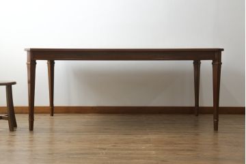 中古　DREXEL HERITAGE(ドレクセルヘリテイジ)　Triune(トライユン)　洗練された佇まいが美しいダイニングテーブル(食卓、4人掛け、6人掛け)(R-061554)