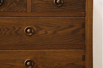中古　希少な絶版品　水屋の匠　久遠　和モダンな空間づくりにおすすめ!総ナラ材製のチェスト(サイドボード、サイドチェスト、リビングボード)(定価約45万円)(R-061556)