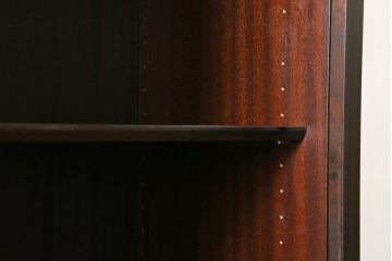 デンマークビンテージ　ローズウッド材　直線的なデザインがスタイリッシュで格好良いキャビネット(戸棚、収納棚、食器棚、飾り棚、ヴィンテージ)(R-061557)