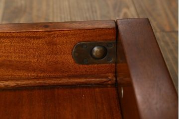 中古　美品　海外輸入品　マホガニー材　レザートップ(革)　Camerin(カメリン)　 VICTORIA COLLECTION(ヴィクトリアコレクション)　エレガントな英国様式プレジデントデスク(ニーホールデスク、両袖デスク、ワークデスク、在宅用、在宅ワーク)(R-061564)